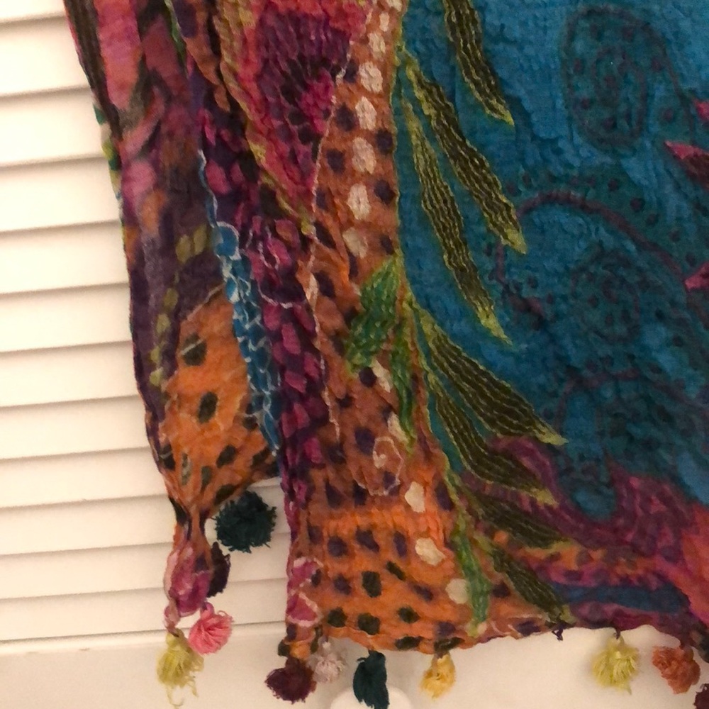 Scarf - Picture 3 of 5